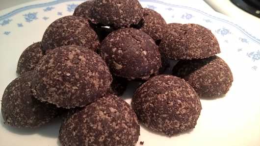 Vanilla cacao, raw vegan Superfoods, sugar free, zero gluten, natural pure snack